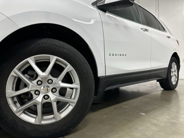 Thumbnail: 2023 Chevrolet Equinox - 4