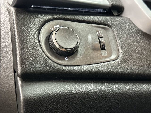 Thumbnail: 2012 Cadillac SRX - 25