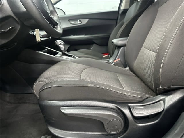 Thumbnail: 2019 Kia Forte - 29