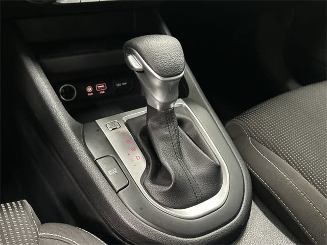 Thumbnail: 2019 Kia Forte - 10