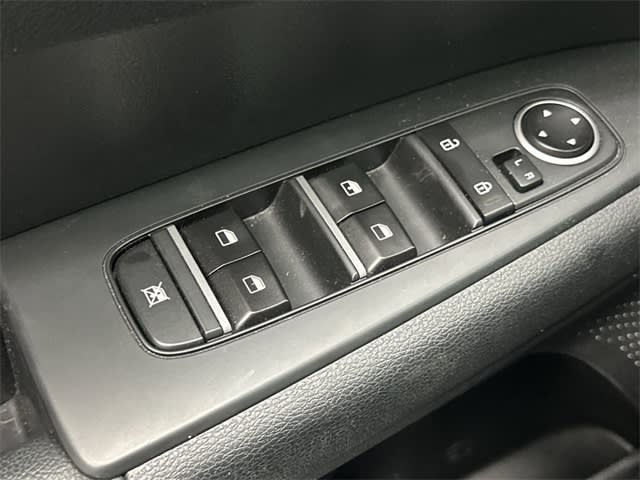 Thumbnail: 2024 Kia Forte - 26