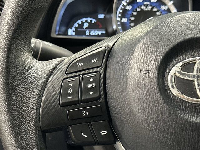 Thumbnail: 2018 Toyota Yaris iA - 22