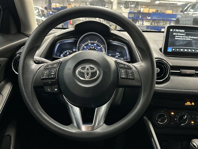 Thumbnail: 2018 Toyota Yaris iA - 6