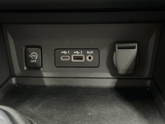 Thumbnail: 2025 Nissan Sentra - 29