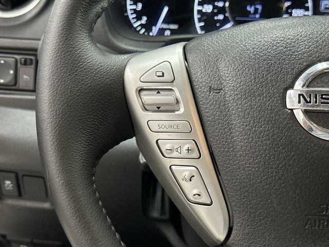 Thumbnail: 2018 Nissan Versa Note - 22