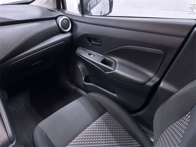 2024 Nissan Versa S 21