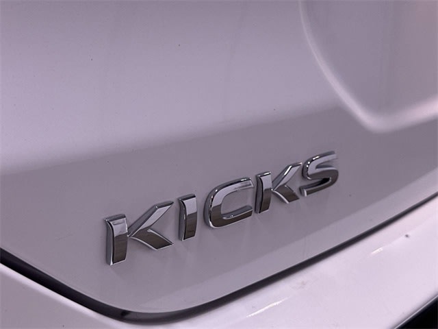 2024 Nissan Kicks S 4
