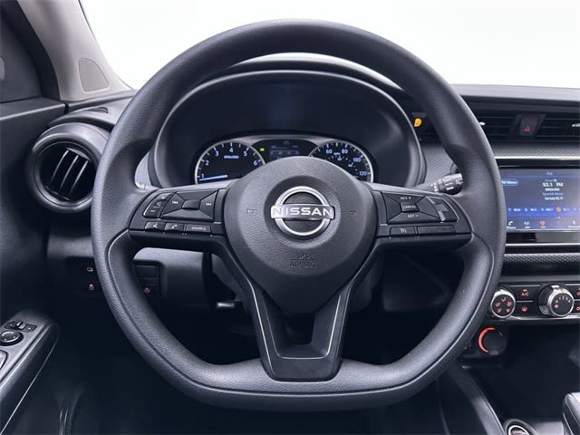 2024 Nissan Kicks S 9