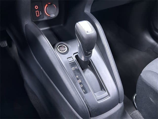 2024 Nissan Kicks S 11