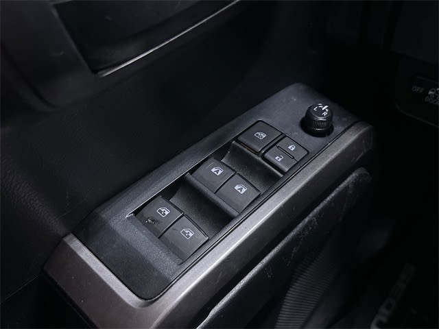2023 Toyota Tacoma SR5 26