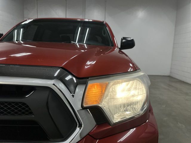 Thumbnail: 2014 Toyota Tacoma - 11