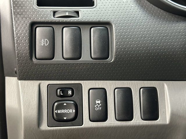 Thumbnail: 2014 Toyota Tacoma - 24
