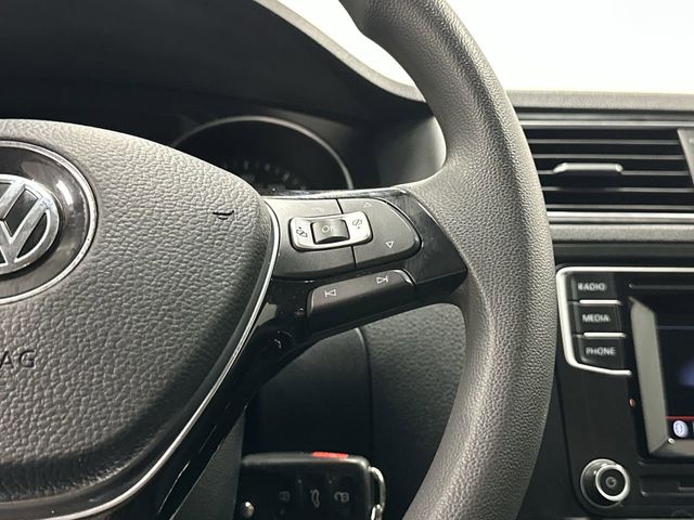 Thumbnail: 2018 Volkswagen Jetta - 23