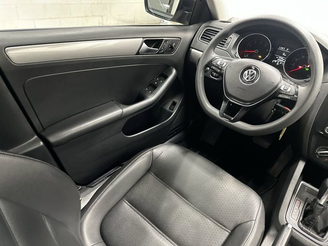 Thumbnail: 2018 Volkswagen Jetta - 2