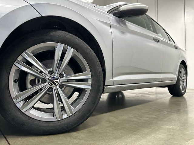 Thumbnail: 2024 Volkswagen Jetta - 5