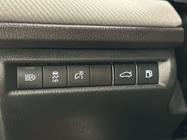 Thumbnail: 2025 Toyota Camry - 25
