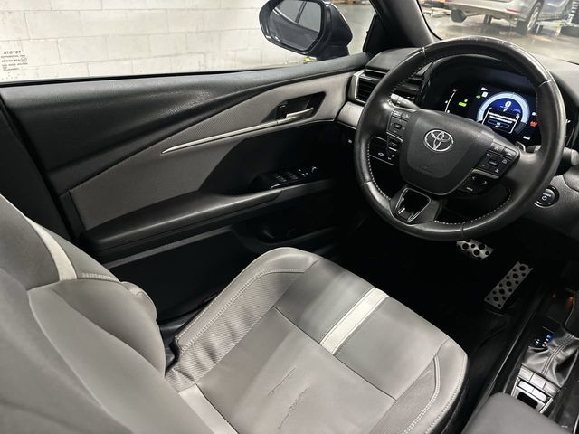Thumbnail: 2025 Toyota Camry - 20