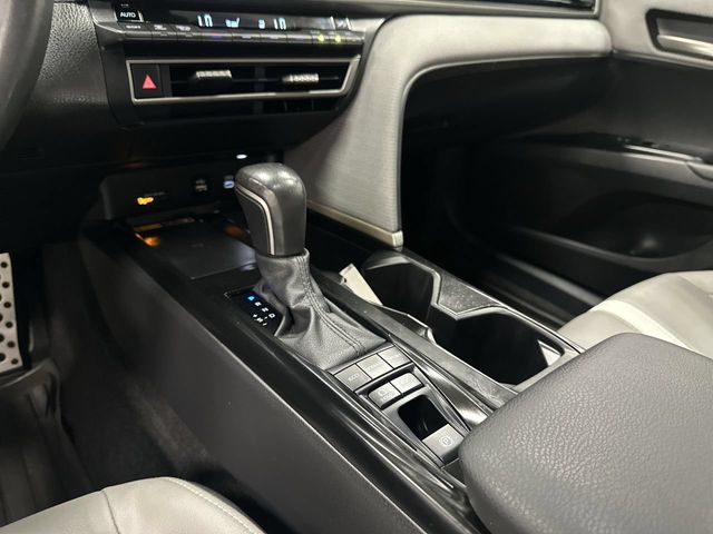 Thumbnail: 2025 Toyota Camry - 9