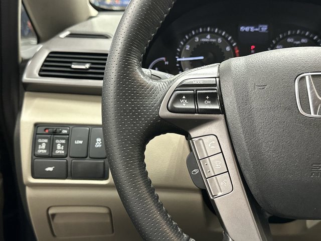 Thumbnail: 2015 Honda Odyssey - 23