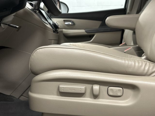 Thumbnail: 2015 Honda Odyssey - 30