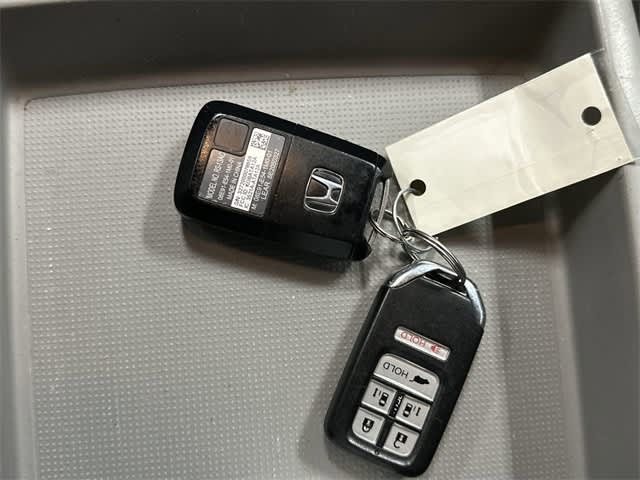 Thumbnail: 2014 Honda Odyssey - 11