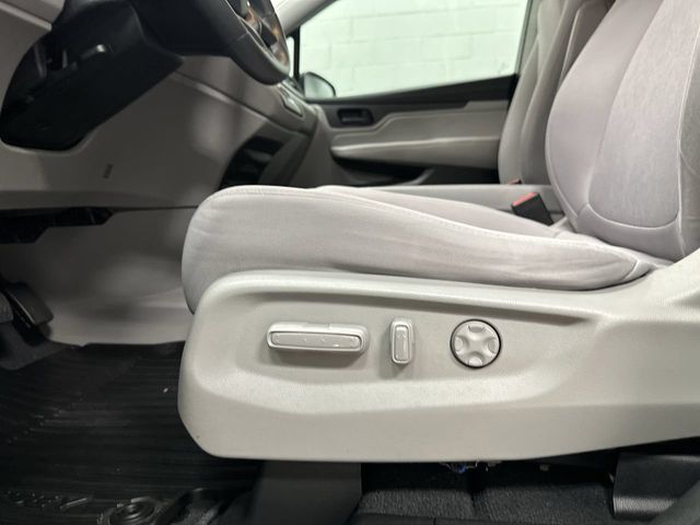 Thumbnail: 2020 Honda Odyssey - 30