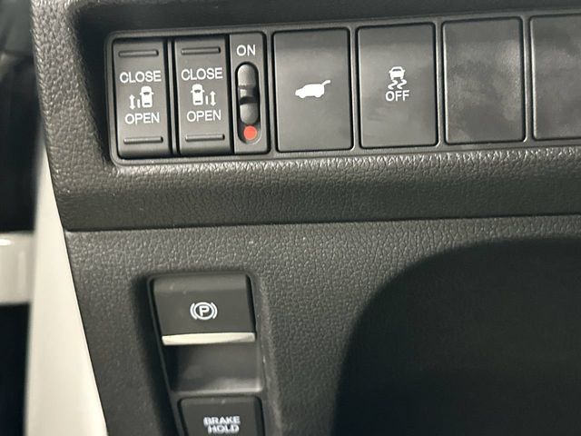 Thumbnail: 2025 Honda Odyssey - 24