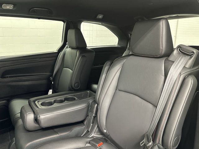 Thumbnail: 2026 Honda Odyssey - 20