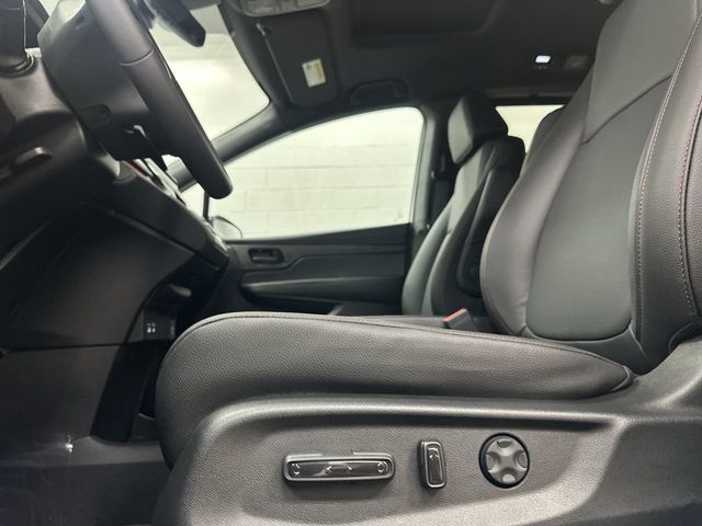 Thumbnail: 2026 Honda Odyssey - 29