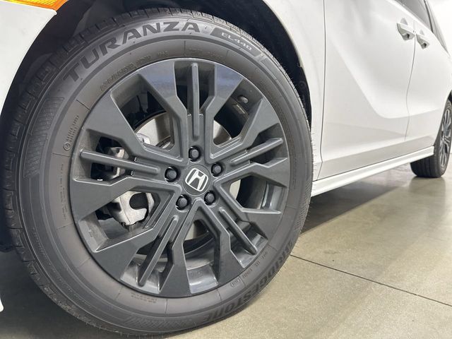 Thumbnail: 2026 Honda Odyssey - 5