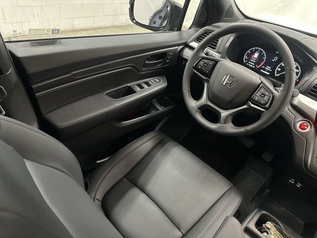 Thumbnail: 2026 Honda Odyssey - 2