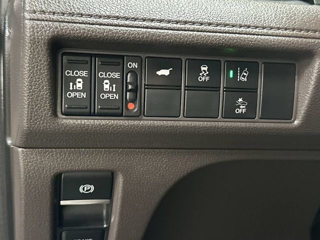 Thumbnail: 2019 Honda Odyssey - 23