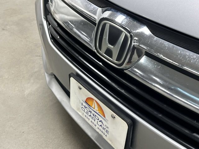 Thumbnail: 2019 Honda Odyssey - 4
