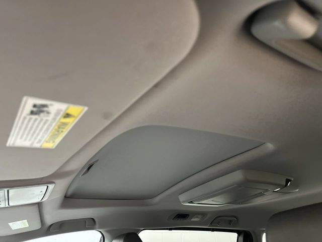 Thumbnail: 2019 Honda Odyssey - 31