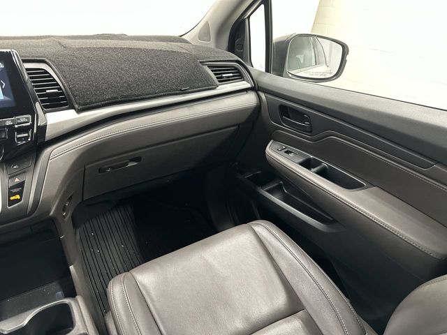 Thumbnail: 2019 Honda Odyssey - 21