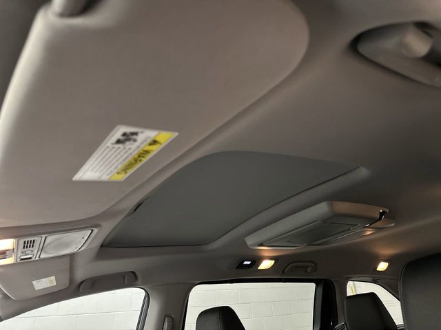 Thumbnail: 2023 Honda Odyssey - 32