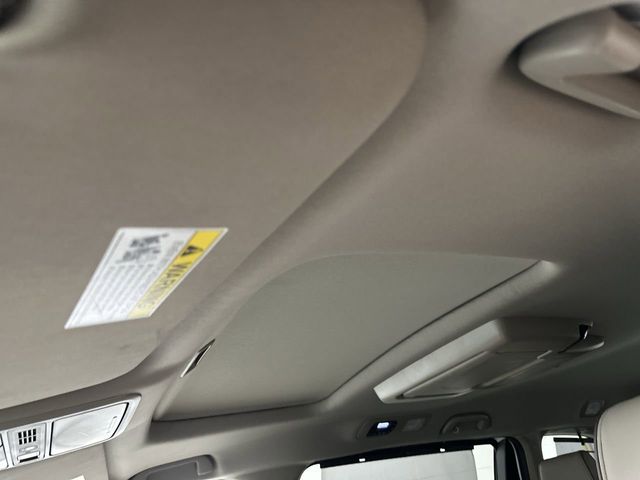 Thumbnail: 2024 Honda Odyssey - 31