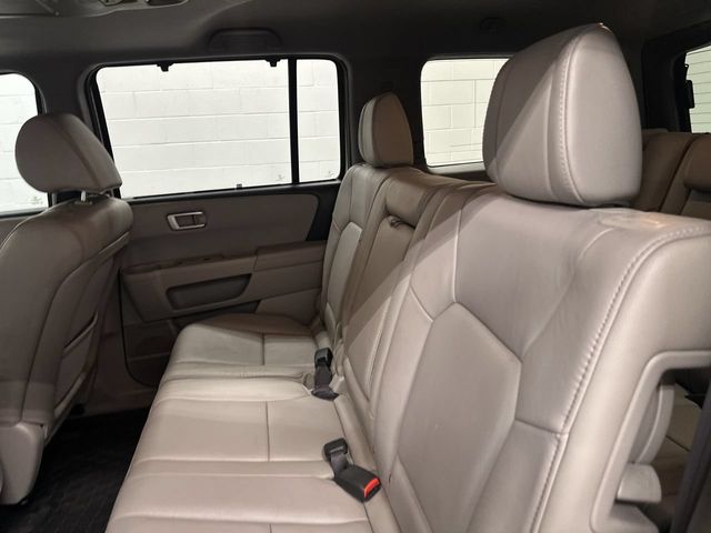 Thumbnail: 2013 Honda Pilot - 21