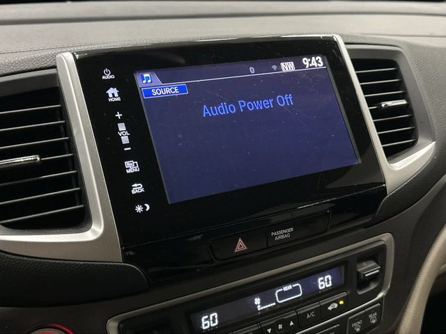 Thumbnail: 2017 Honda Pilot - 10