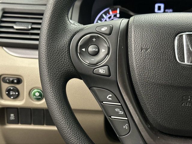 Thumbnail: 2017 Honda Pilot - 22