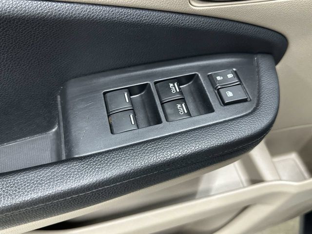 Thumbnail: 2017 Honda Pilot - 25