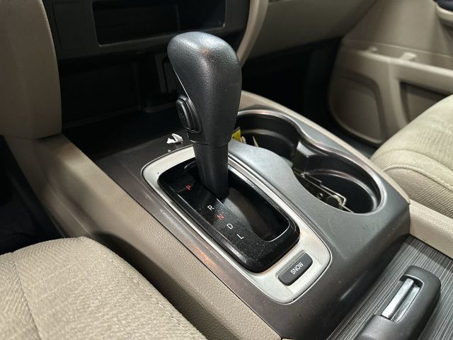 Thumbnail: 2017 Honda Pilot - 11