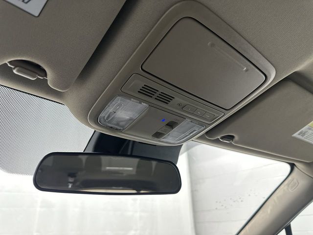 Thumbnail: 2016 Honda Pilot - 25