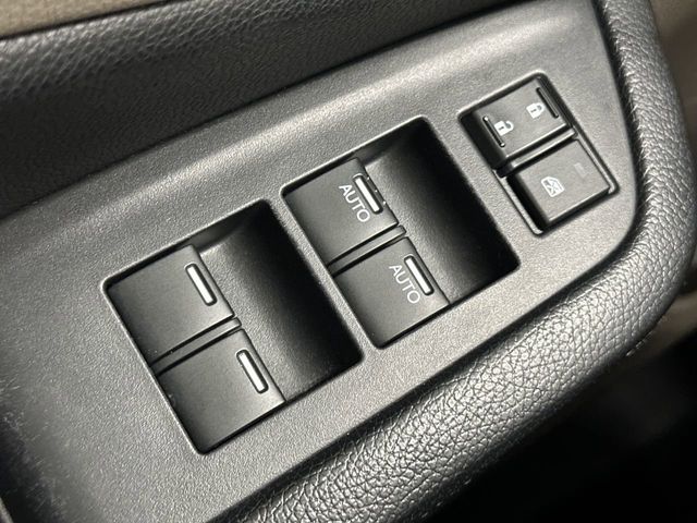 Thumbnail: 2016 Honda Pilot - 24