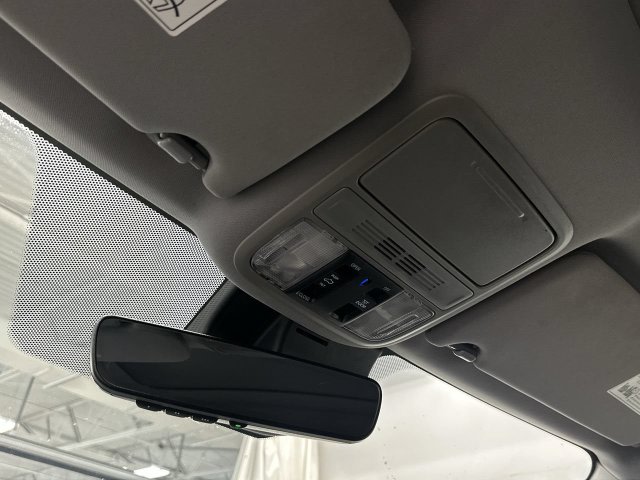 Thumbnail: 2019 Honda Pilot - 26