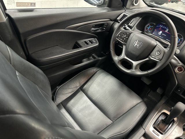 Thumbnail: 2019 Honda Pilot - 2