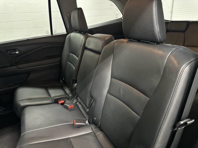 Thumbnail: 2019 Honda Pilot - 21