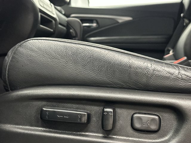 Thumbnail: 2019 Honda Pilot - 29