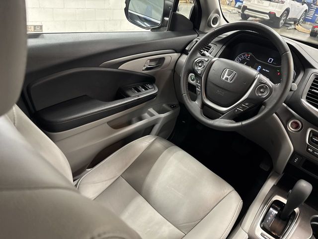 Thumbnail: 2018 Honda Pilot - 2