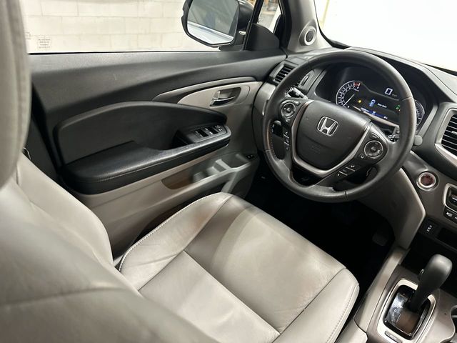 Thumbnail: 2017 Honda Pilot - 2